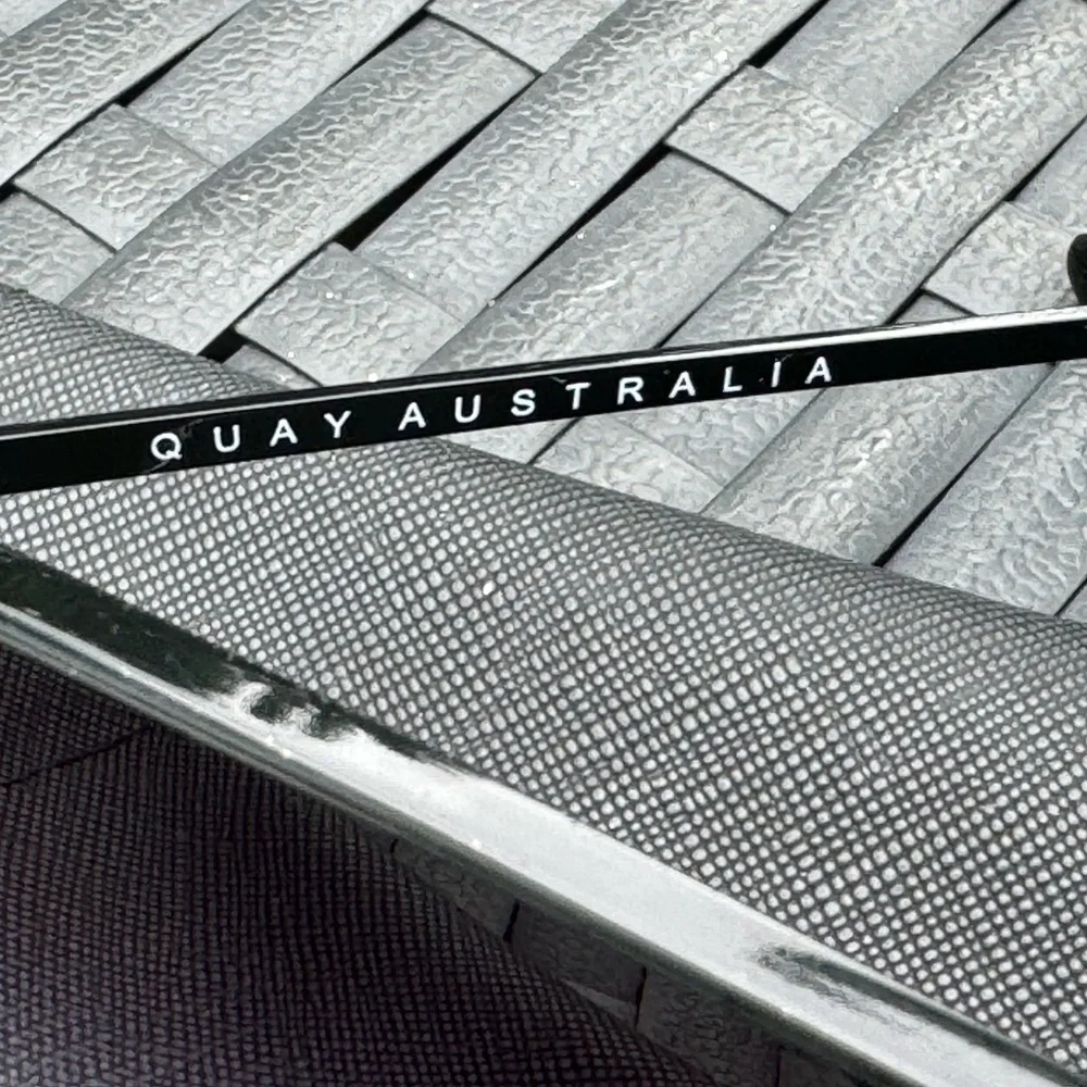 Quay sunglasses - Picture 5 of 6